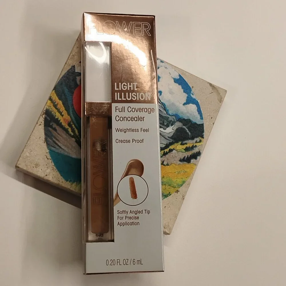 SEALED Flower Beauty Light Illusion Full Coverage Concealer - D2-3 Deep